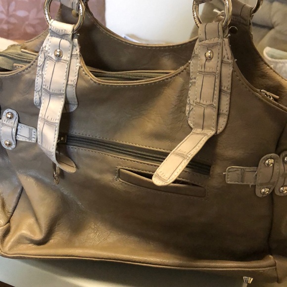 Purse - Picture 2 of 8